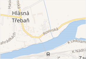 Ulička v obci Hlásná Třebaň - mapa ulice