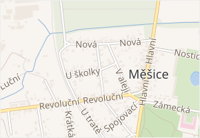 U školky v obci Měšice - mapa ulice