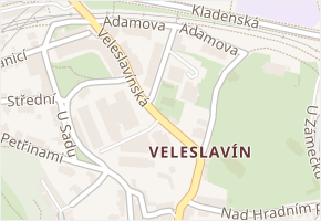 Pod dvorem v obci Praha 15 - mapa ulice