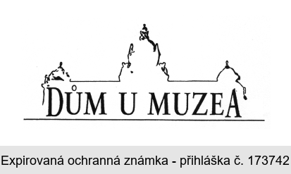 DŮM U MUZEA