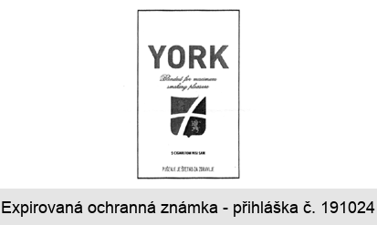 YORK Blended for maximum smoking pleasure S cigaretom nisi sam Pušenje je štetno za zdravlje