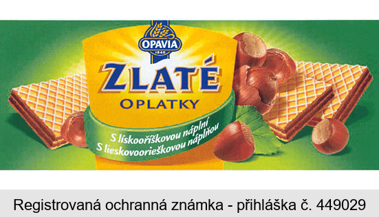 ZLATÉ OPLATKY S lískooříškovou náplní OPAVIA