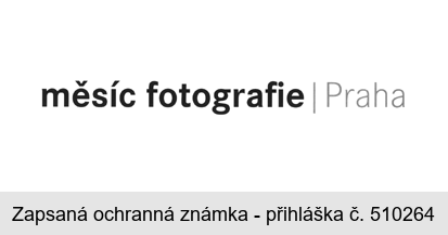 měsíc fotografie Praha