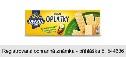 ZLATÉ OPLATKY S lískooříškovou náplní OPAVIA