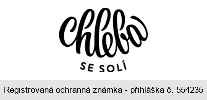 Chleba se solí