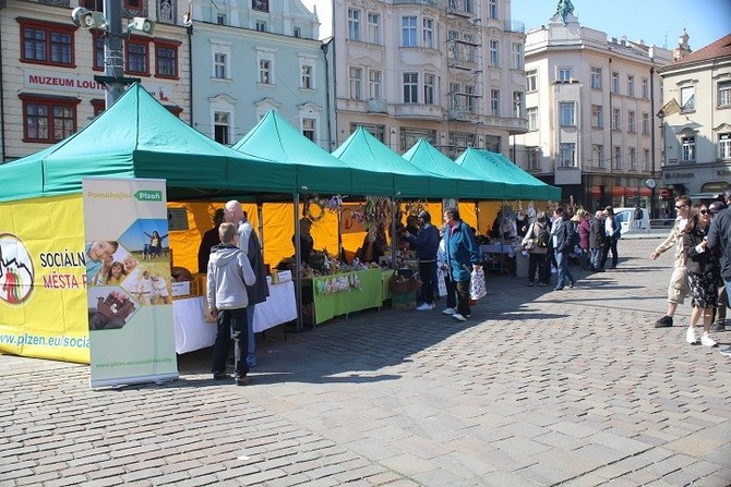 Velikonon trhy nabdnou krom tradinch vrobk i prce klient chrnnch dlen