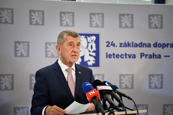 Premi�r Andrej Babi� na br�finku p�ed odletem shrnul �eskou pozici k bod�m na programu summitu Evropsk� rady, 18. �ervna 2026.