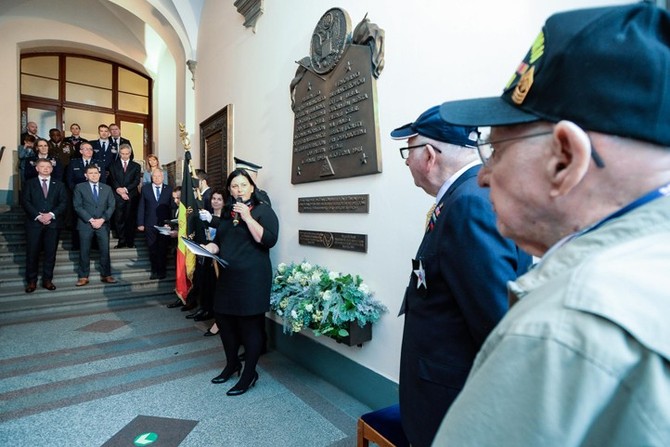 Pijet apietn akt na plzesk radnici (fotografie: M. Pecuch)