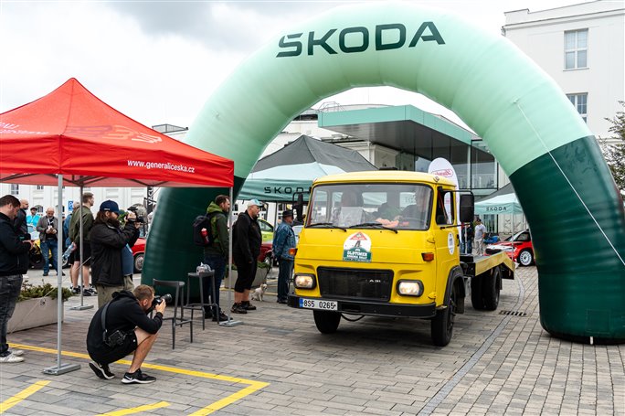 Oldtimer Bohemia Rally odstartovala. Foto Zdenk Koln