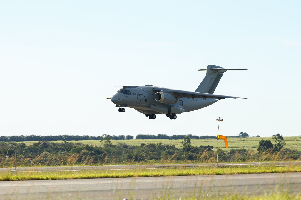 Embraer C-390