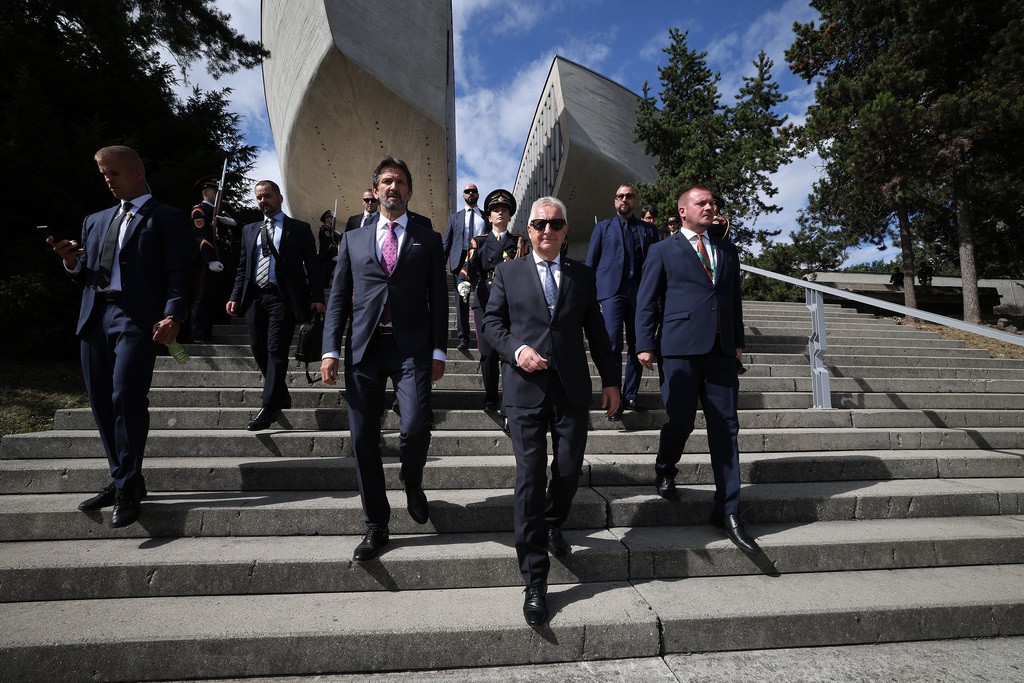 Ministři obrany Jaromír Zůna a Robert Kaliňák