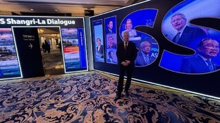 Presti�n�ho summitu IISS Shangri-La Dialogue se Jarom�r Z�na z��astnil Jako historicky prvn� ministr obrany �esk� republiky 