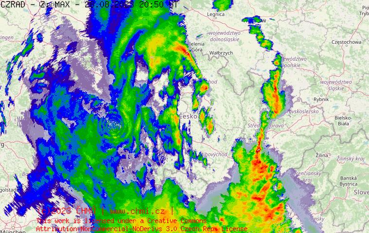 Radarov snmek R s kroupy - 28.08.2023 22:50