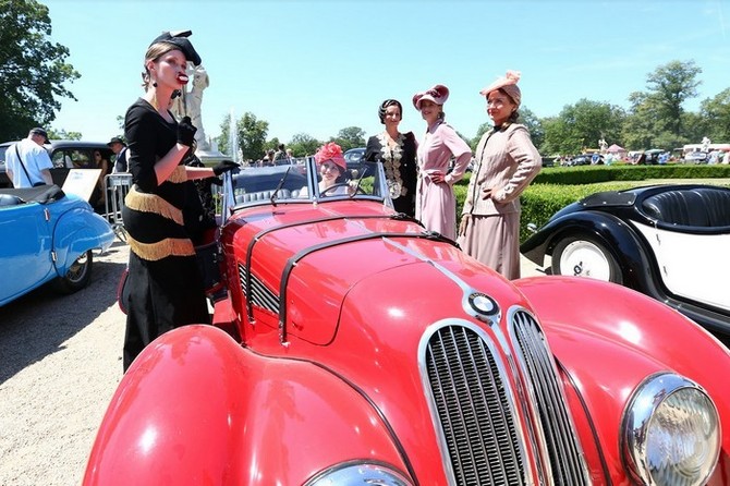 Tradiční akce historických vozů, motorek, traktorů, bicyklů…