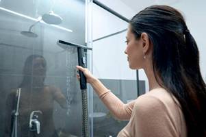 Obsah obrázku osoba, žena, oblečení, Lidská tvář Obsah generovaný pomocí AI může být nesprávný.