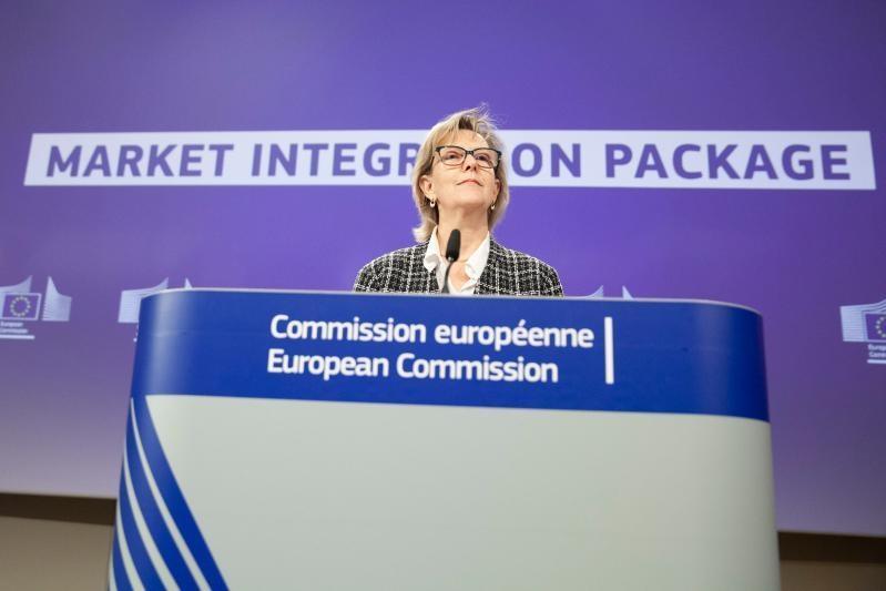 Tiskov� konference k finan�n�m trh�m EU