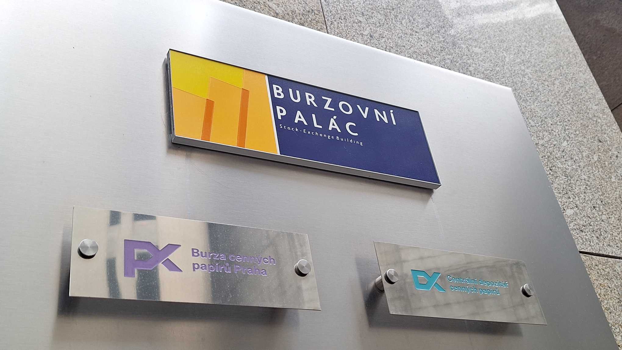 Pražská burza loni zaznamenala skok v příjmech i zisku, akcionáři se mohou těšit na třetí nejvyšší dividendu v historii Pražská burza loni zaznamenala skok v příjmech i zisku, akcionáři se mohou těšit na třetí nejvyšší dividendu v historii