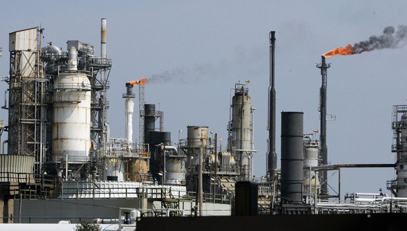 Oil Refinery