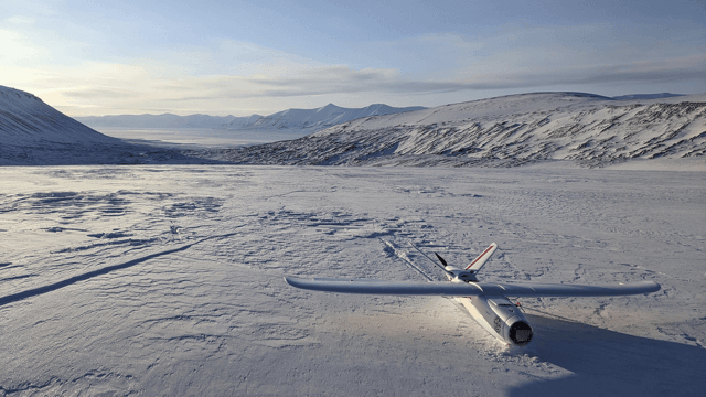 Ilustrace růstu dronového trhu v Kanadě