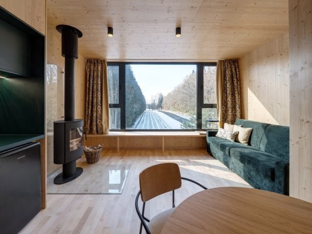 interiér Treehouse Resort Johanka na Vysočině