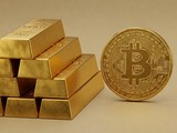 Hodnota fyzick�ho zlata versus hodnota bitcoinu