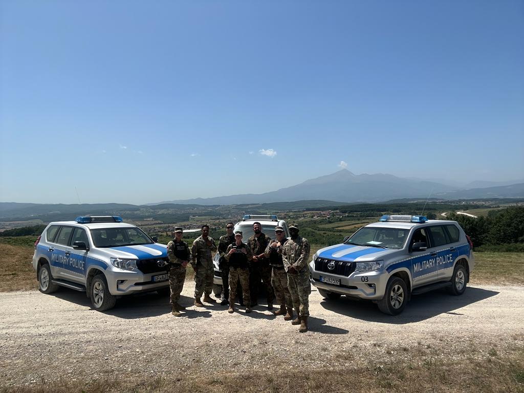 Dopravn-podkov hldka eskch vojenskch policist a zahraninch koleg MNMP (Multinational Military Police)