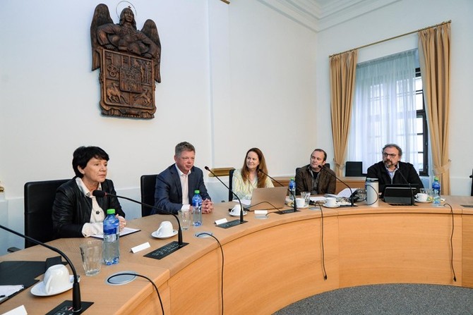 Pivtn na plzesk radnici (foto: M. Pecuch)