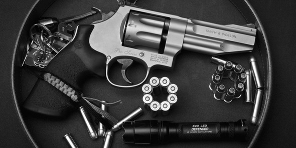 Smith & Wesson revolver