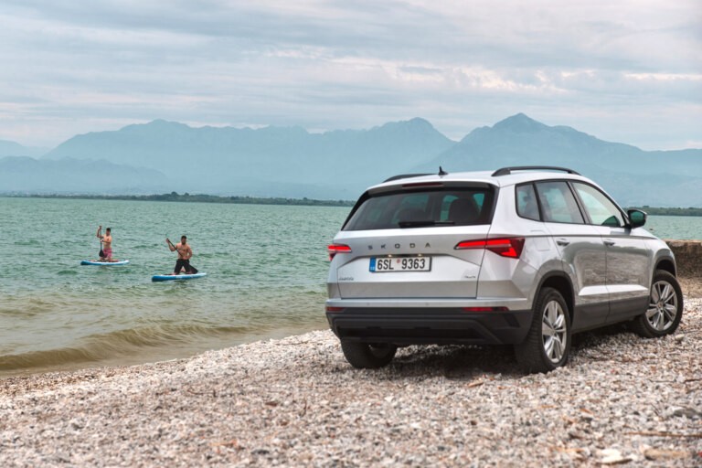 Skadarsk� jezero je vhodn� i pro paddleboardy.