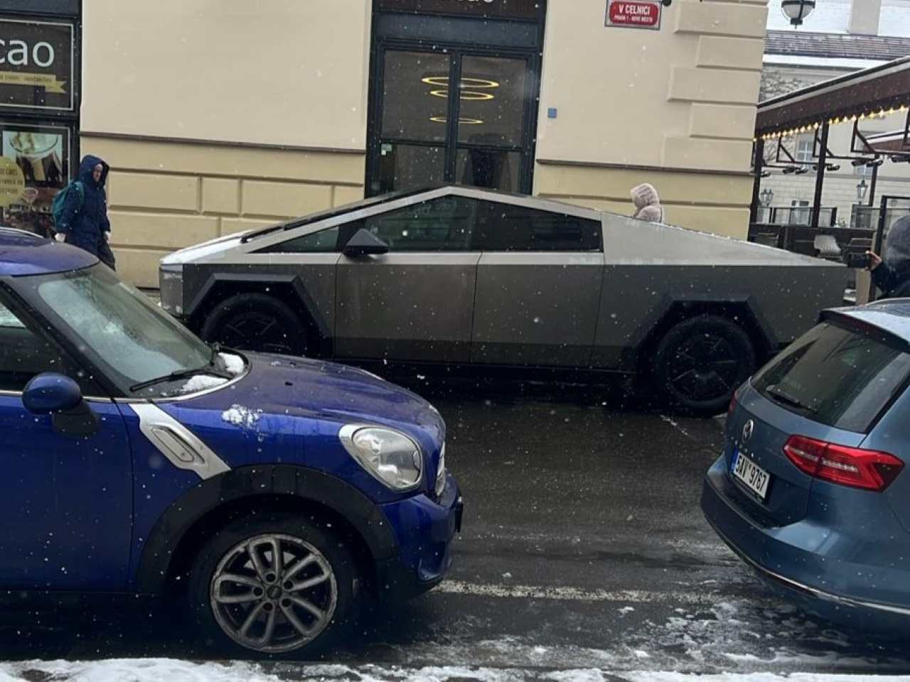 Cybertruck v Praze