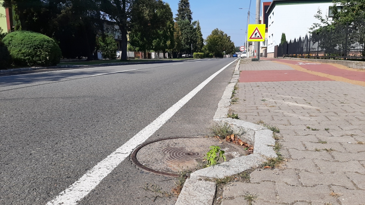 Kanalizaci v sti unychelsk ulice mus vymnit, provoz budou dit semafory