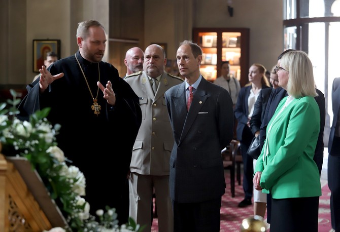 Ministryn obrany provedla prince Edwarda mstem poslednho boje s. parautist