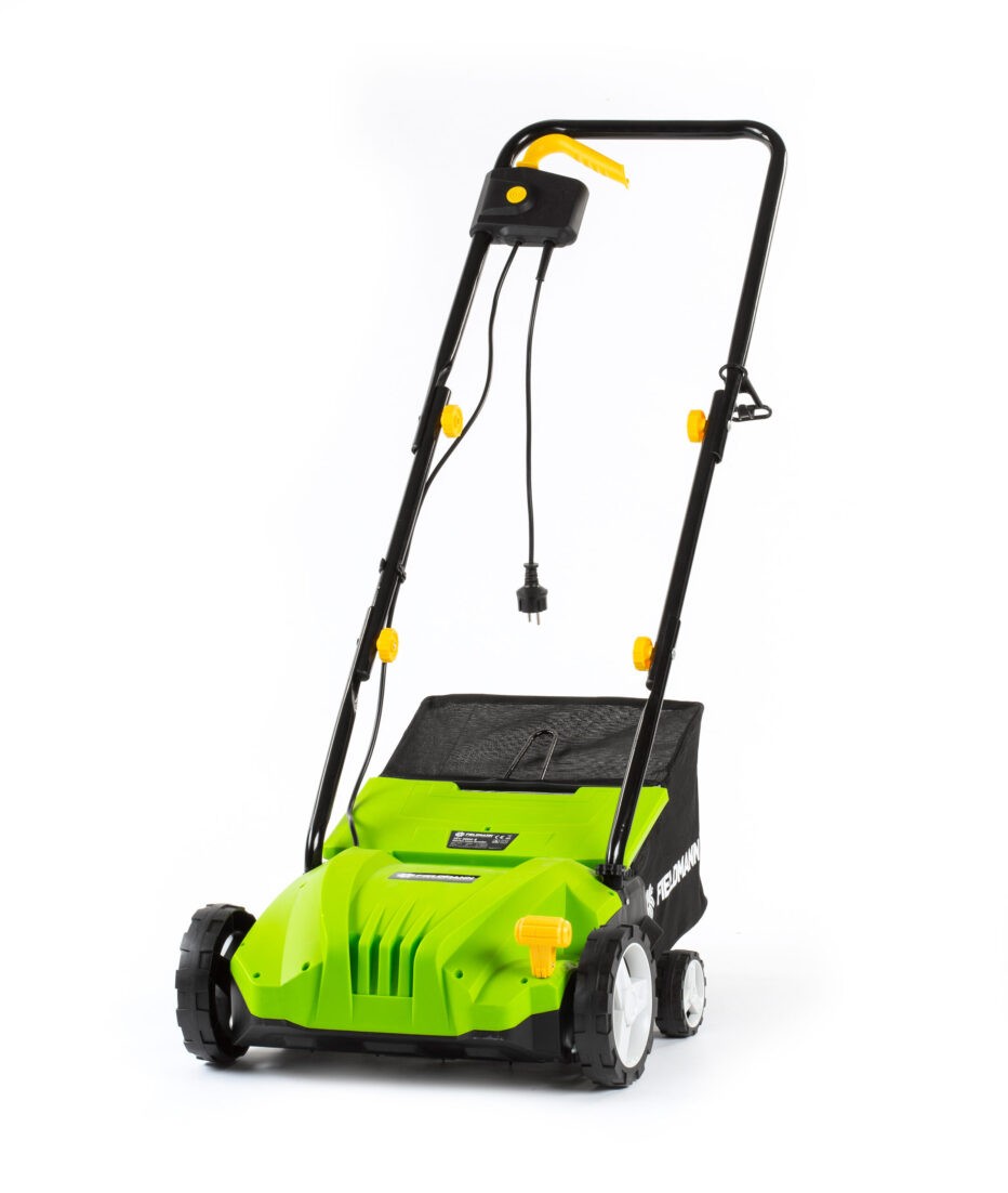 vertikutátor trávníku ilustrační