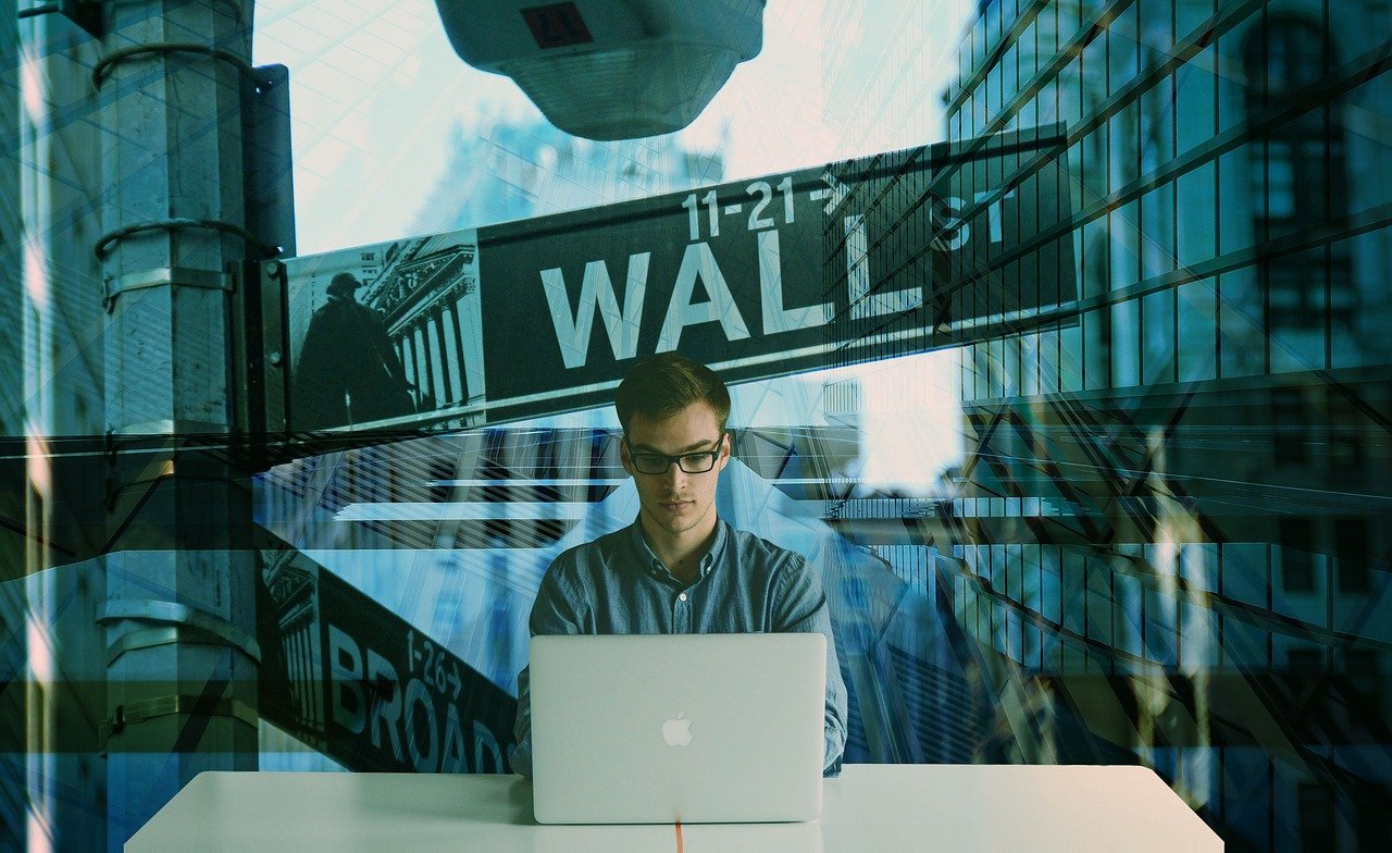Wall Street analýza (ilustrační)