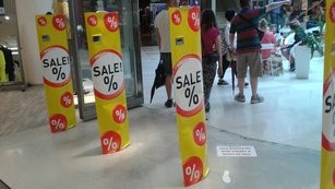 10 akci�, kter� jsou neb�vale levn�