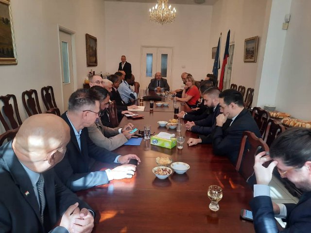 De-briefing from the visit of UN High Commissioner for Refugees during the  meeting of Diplomatic Club at the Embassy of the Czech Republic in Damascus