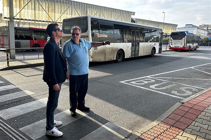 Aktuln stav na autobusovm stanoviti v ter dopoledne zkontroloval primtor msta Ji Bouka.