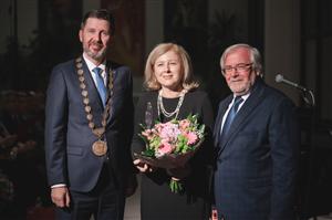 Pavel Pacal, V�ra Jourov�, Pavel Janata