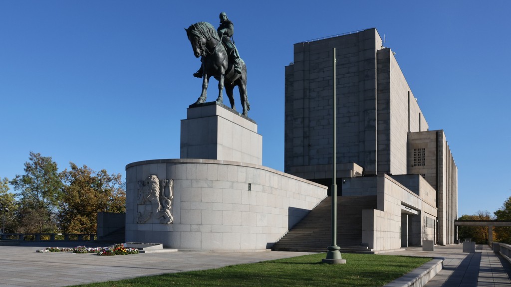 Vojensk historick stav Praha pod v Nrodnm pamtnku na Vtkov Den otevench dve