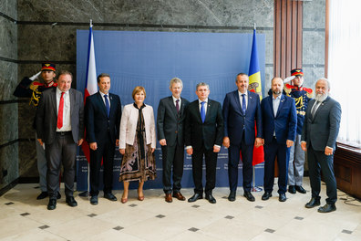 Sentn delegace s pedsedou Parlamentu Moldavska Igorem Grosu