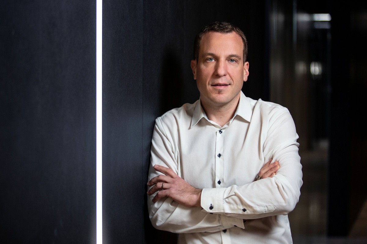 Martin Tesař je novým PR manažerem a tiskovým mluvčím J&T Banky | Kurzy.cz