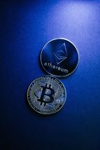 Ilustra�n� obr�zek: ethereum a bitcoin