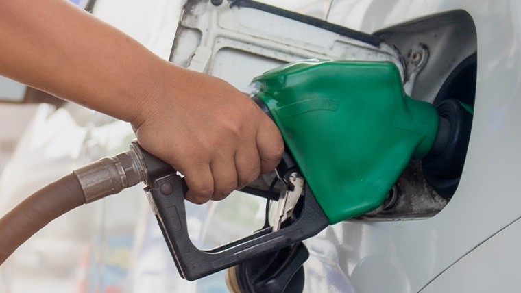 Maximální přípustné ceny benzinu a nafty na 14. dubna 2026 - nafta 44,36, benzin 41,67 Kč/litr Maximální přípustné ceny benzinu a nafty na 14. dubna 2026 - nafta 44,36, benzin 41,67 Kč/litr