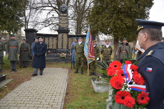 V Orlov byl slavnostn odhalen zrekonstruovan monumentln pomnk nad hroby 56 eskoslovenskch vojk 