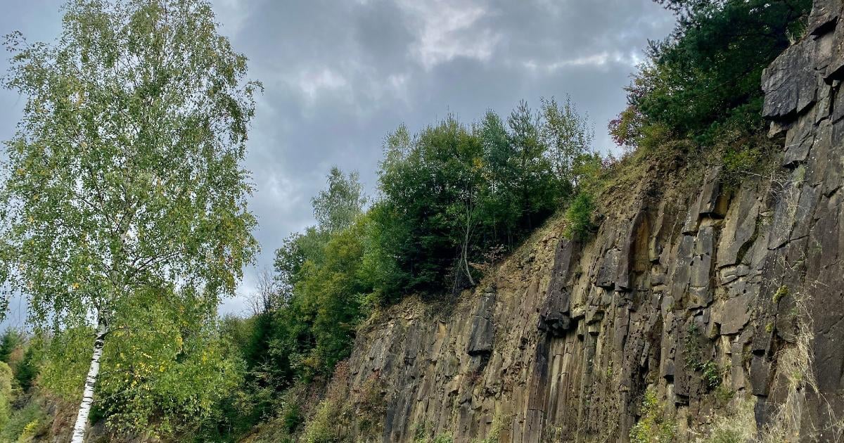 čedičový lom ve Zlínském kraji, oblast Moravských Kopanic v Bílých Karpatech