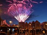 Historick vkend si uily tisce lid, vyvrcholil ohovou show a pyromuziklem