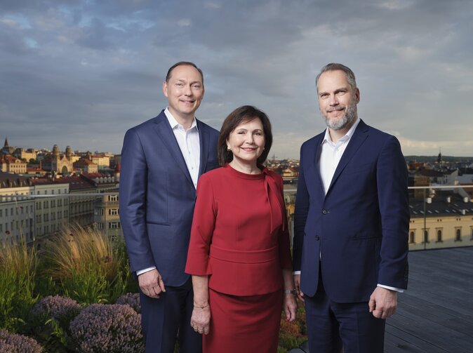 Spole�nost Quatro finance se st�v� sou��st� FINVOX