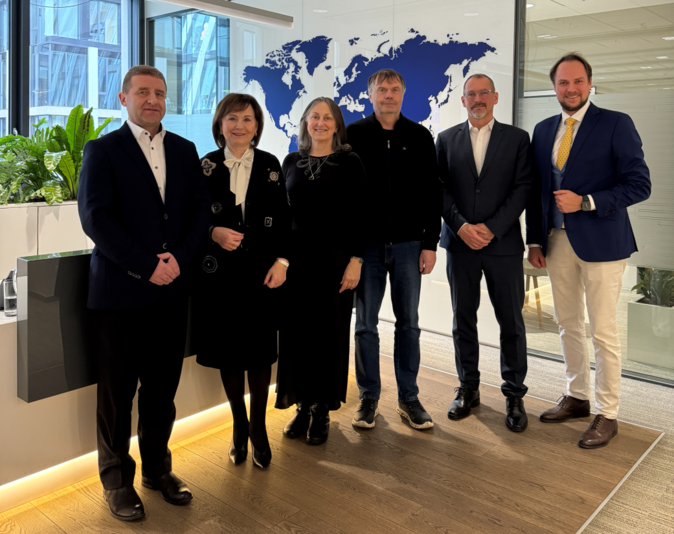 FINVOX_Quatro_podpis FINVOX_Quatro_podpis