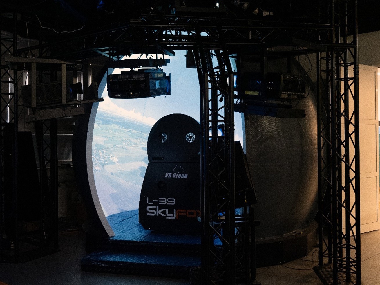 Letecký simulátor L-39 Skyfox