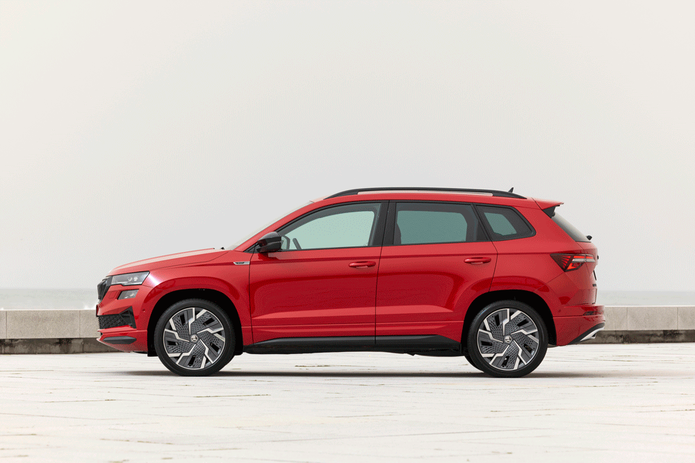 SKODA_KAROQ_SPORTLINE_GIF_1a75f773